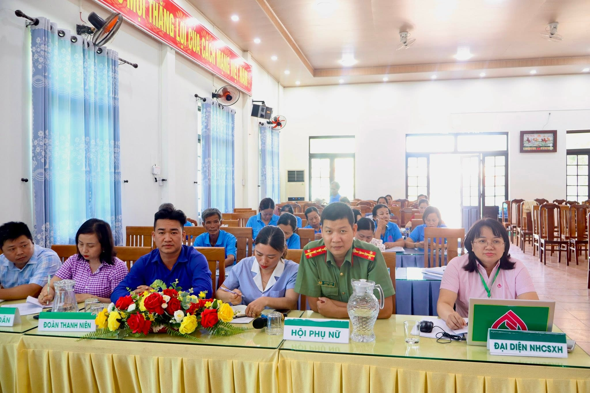 anh tin bai